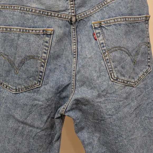 Levi's Denim Jorts - Picture 2 of 7